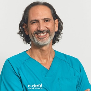 Alejandro Director de e•dent odontología